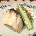 りょうり屋 もと - さわらの西京焼とごぼうのきんぴら