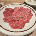 神泉ホルモン 三百屋 - 