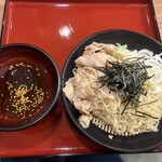 ８番らーめん - 料理写真:肉ざるらーめん