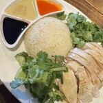 海南鶏飯食堂 - 