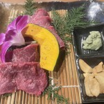 Omi Gyu Yakiniku Take - 