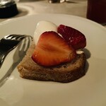 MORETHAN TAPAS LOUNGE - 