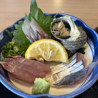 関あじ関さばの郷 佐賀関食堂_1