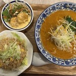 上海常 - 選べる麺と海老マヨセット（税込1,859円）。※麺は四川担担麺