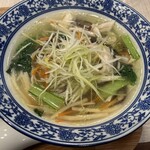 上海常 - 蒸し鶏塩翡翠麺