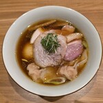 らぁめん鴇 - 料理写真:鶏・豚出汁　特製醤油