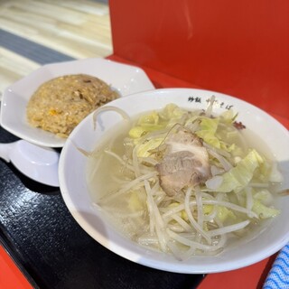 ラーチャン家_0