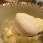 新ばし 星野 - 中からフグの白子が。