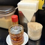 なぜ蕎麦にラー油を入れるのか。 - 