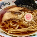中華そば 光明軒 - 料理写真:コクのある 甘めの醤油スープ