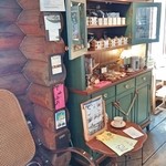 メイミーズ - 棚には紅茶がズラーリ　2015/02