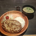 びっくりドンキー - 料理写真:レギュラーハーグディッシュランチＬ（税込1,480円）