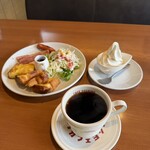 カフェ ヨシノ - 料理写真: