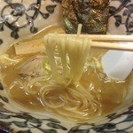 洛二神 - 2014年式中華そば（700円）麺リフト