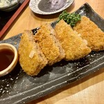 座江戸 - 和牛メンチコロッケ