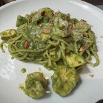 RITUEL - 料理写真:海老とアボカドのジェノベーゼ　