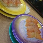 Sushi Edo - 赤貝（まずは４皿頼みました～）♪