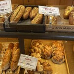 スペイン石窯パン513BAKERY  - 料理写真:店内