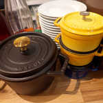 ドゥー・クルール - ストウブ鍋を使った、オーブン料理も楽しみ