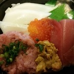 丼丸 - 魚河岸丼