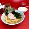 武蔵家 - ラーメン 中、ライス