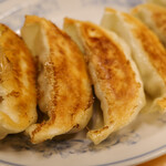 ぎょうざの満洲 - 料理写真: