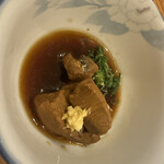 Myojin Maru Hanare - お通し（鰹の煮付け）