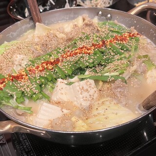 牛もつ鍋専門店 やま本_0