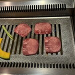 板前焼肉 一牛 - 
