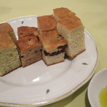 リストランテ ヴォナ フォルトゥーナ - ＜2015年2月＞「ジビエとワインの宴」フォカッチャ4種