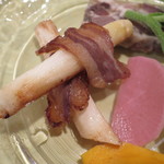 リストランテ ヴォナ フォルトゥーナ - ＜2015年2月＞「ジビエとワインの宴」ホワイトアスパラと自家製ベーコン♪