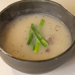 浜松町裏 たれ焼肉のんき - テールスープ