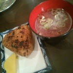 四文屋なん八 - 焼きおにぎり(スープ付き)　250円