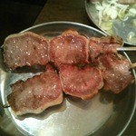 焼とん　タン１本　１００円