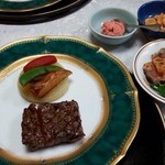 柿里砺波本店 花御堂 - 和牛ステーキ