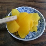 いろは食堂 - サービスのたくあん漬け