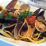 トラットリア・築地パラディーゾ