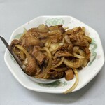 九州ラーメン友理 - ホルモン焼き　980円