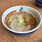 鶴見塩元帥 - 天然塩らーめん 920円