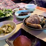 王豚足家 - 