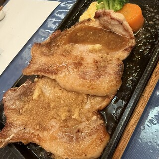 和洋食屋 いいま_1