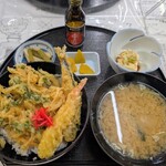 三萬亭 - 
