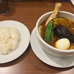 BATACHI - チキンベジタブルスープカレー
辛さは激辛の5番