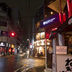 ドゥー・クルール - 右側のビル2階！ 入口が分かりにくいけど、「ねぎぼうず」の看板が目印に