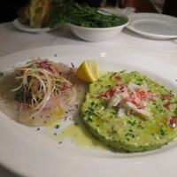 トラットリア グランボッカ - 前菜２種類盛合せ(ズワイガニとアボカドのタルタル, 鮮魚のカルパッチョ（カンパチ） (Feb. 2015)