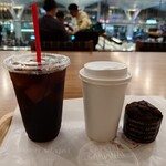 CAFE CARDINAL - 530円   　　  430円 　　マフィン 400円