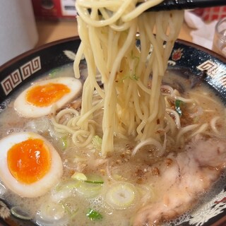 鹿児島ラーメン 豚とろ_1