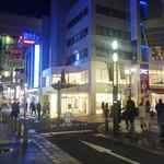 天ぷらのひらお - ときめきメモリアルに出てきそうな通りの名前のきらめき通り中央方面へ出た後
      一度天神バスターミナル方面へと移動し