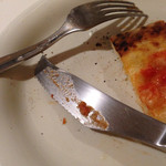 シシリヤ - ピザを切るのにノーストレス！