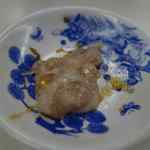 天ぷらのひらお - 途中に無料食べ放題のおかず瓶から、タコの塩辛をつまみに頂き